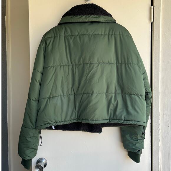 BDG Marlow Puffer Fleece Basic Staple Classic Jacket Coat Green Black Sz XL $119 - Picture 15 of 16
